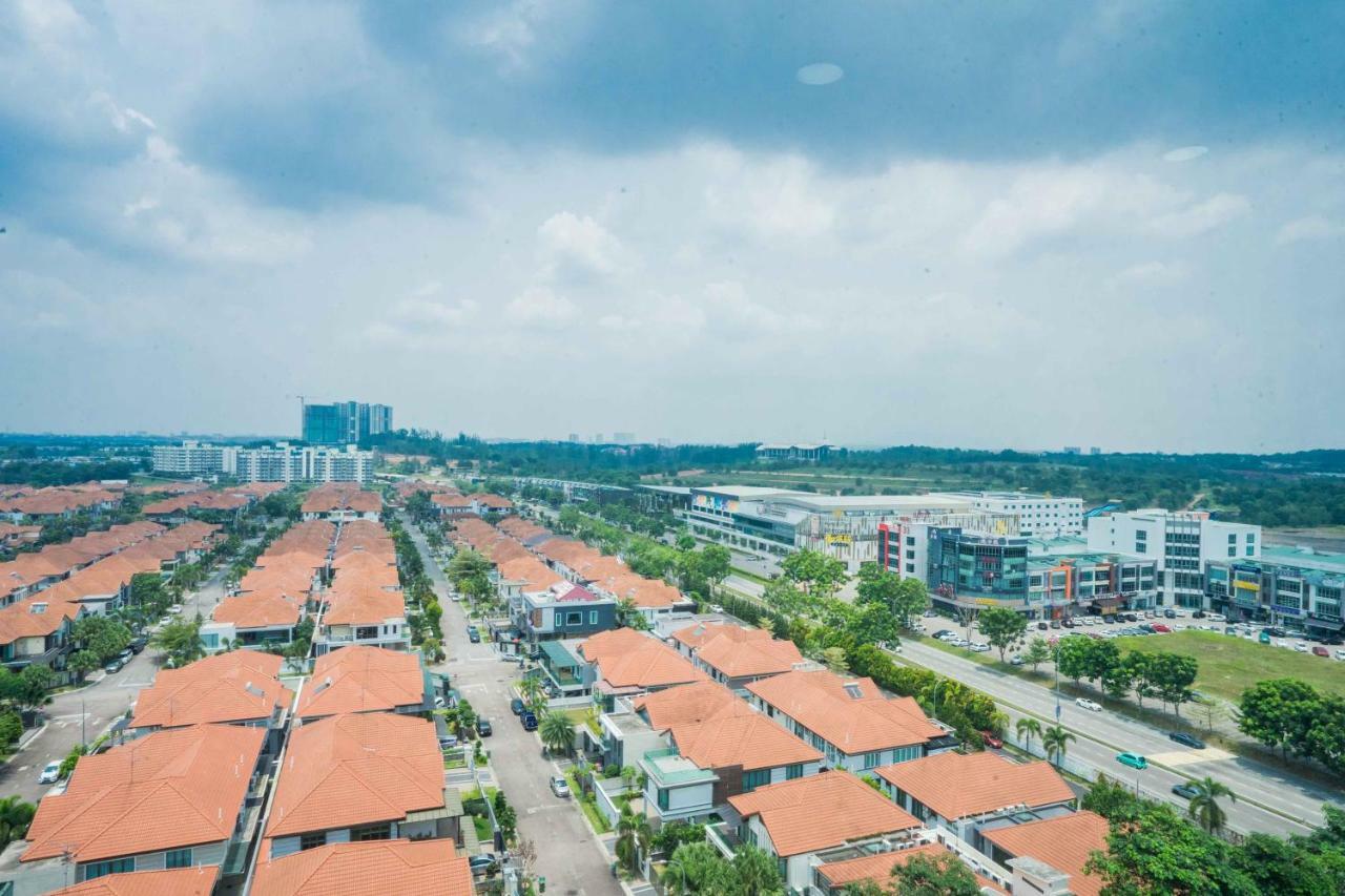 Shawn'S Akademic Suites Sky View B#11-27 Johor Bahru Exterior photo